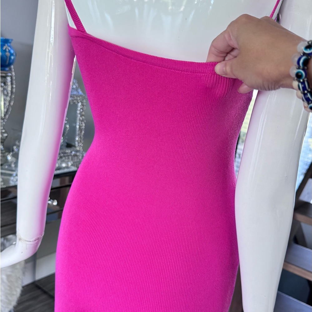 NWOT 🩷 Vibrant Fuchsia/Pink Sweater Knit Dress. - Picture 6 of 17